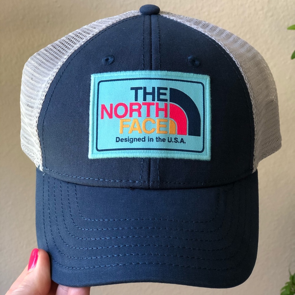 North Face Mudder Trucker hat- Rare color- NWT